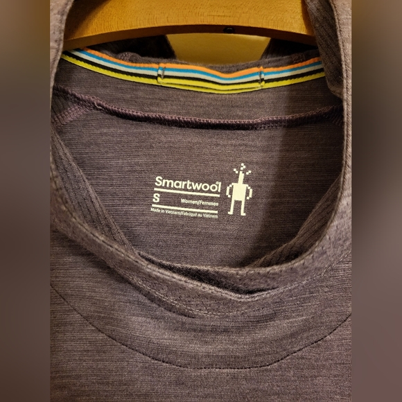 Smartwool. Dusty purple merino blend sleeveless hooded tunic / sweater (S) - Picture 5 of 7